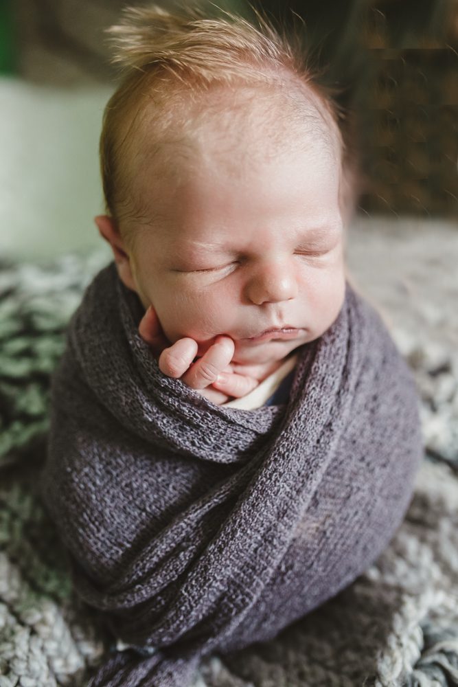 Fredericksburg Virignia newborn photo session