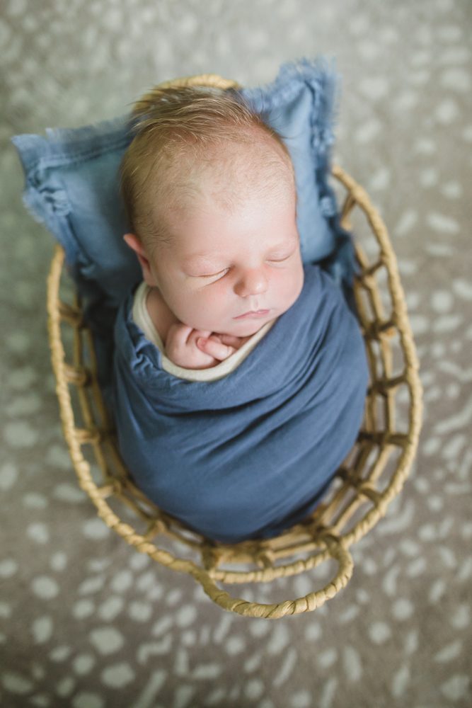 Fredericksburg Virignia newborn photo session