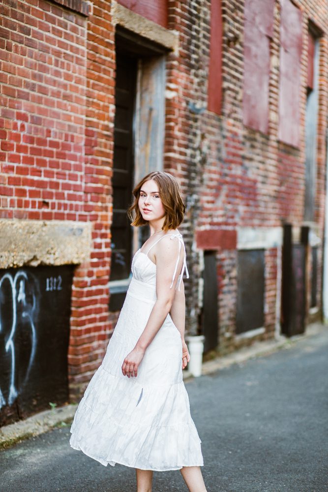 fredericksburg Virginia downtown senior photosession