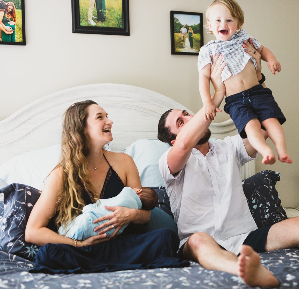 fredericksburg Virginia newborn family photo session
