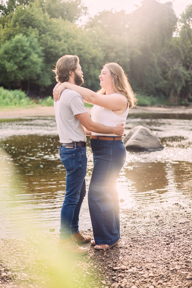 fredericksburg va riverfront engagement photo session